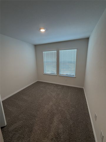 729 Lantana Lane, Pilot Point, TX 76258