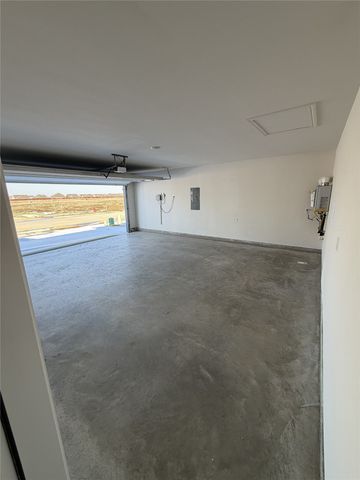 729 Lantana Lane, Pilot Point, TX 76258