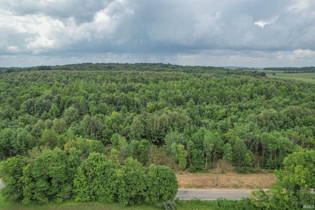 3710 Doerner Road, Lynnville, IN 47619