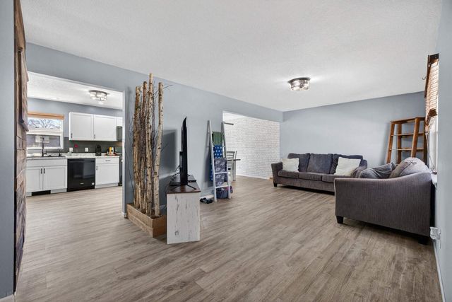 322 Sullivan Drive, Colona, IL 61241