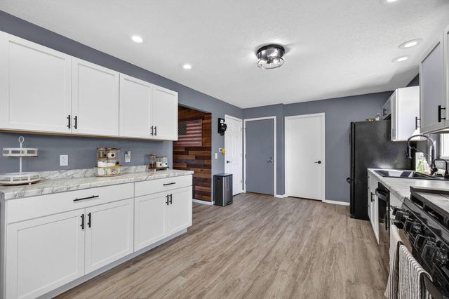 322 Sullivan Drive, Colona, IL 61241