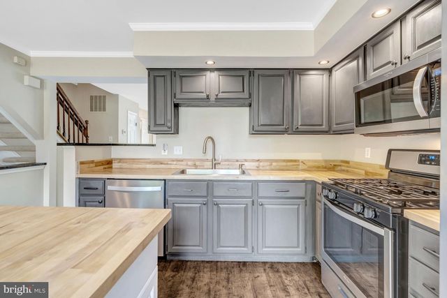 9777 MOCK ORANGE CT, Manassas, VA 20110