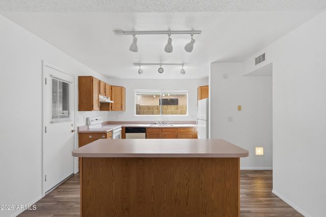 4148 E CAMINO Street, Mesa, AZ 85205