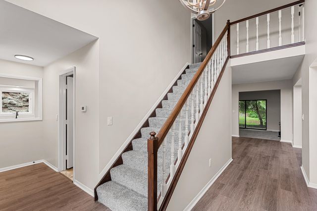 2260 Bordeaux Street, West Bloomfield Twp, MI 48323