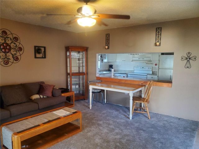 7701 STARKEY ROAD 316, Seminole, FL 33777