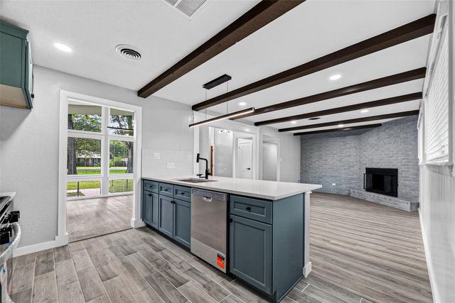 11619 Possum Hollow Lane, Houston, TX 77065