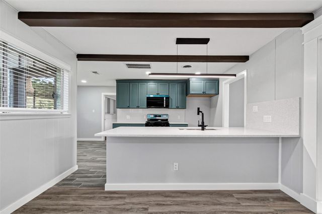 11619 Possum Hollow Lane, Houston, TX 77065