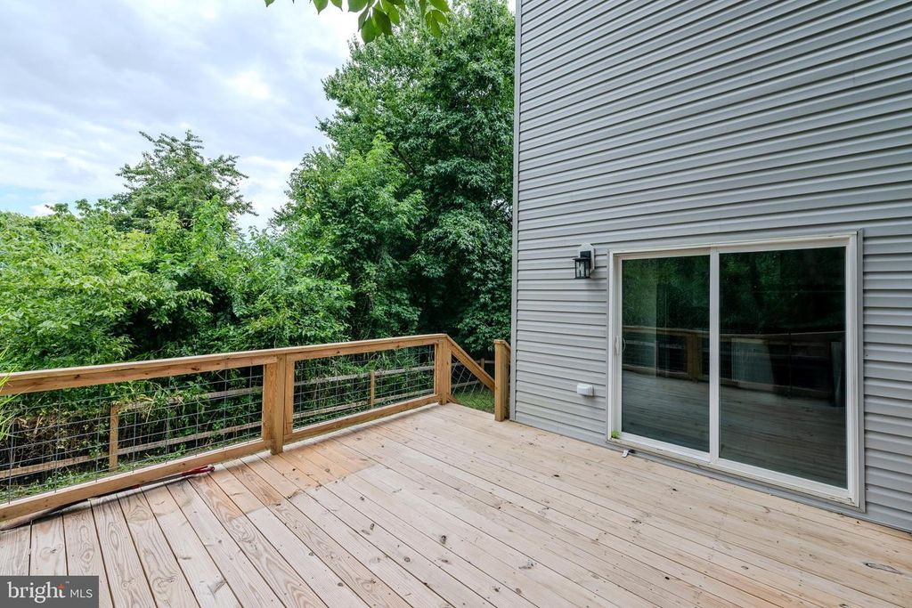 8207 ELM LN, Chesapeake Beach, MD 20732