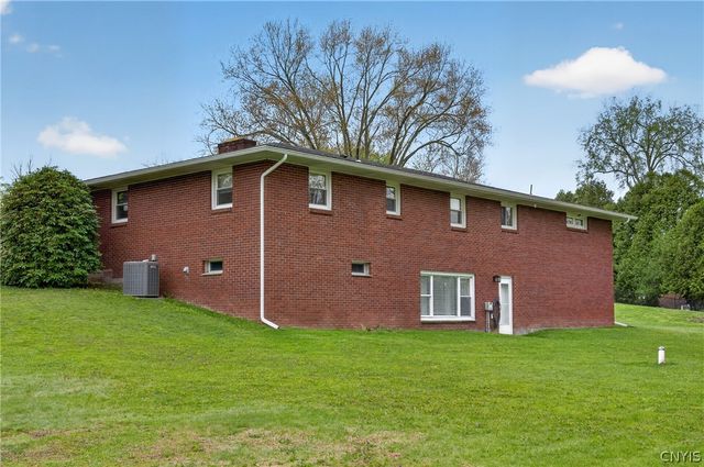 103 Evans Dr, Van Buren, NY 13209