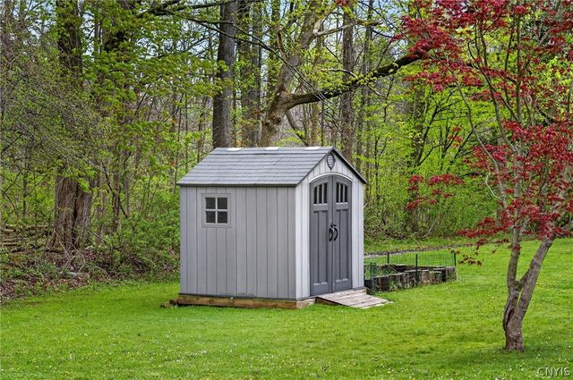 103 Evans Dr, Van Buren, NY 13209