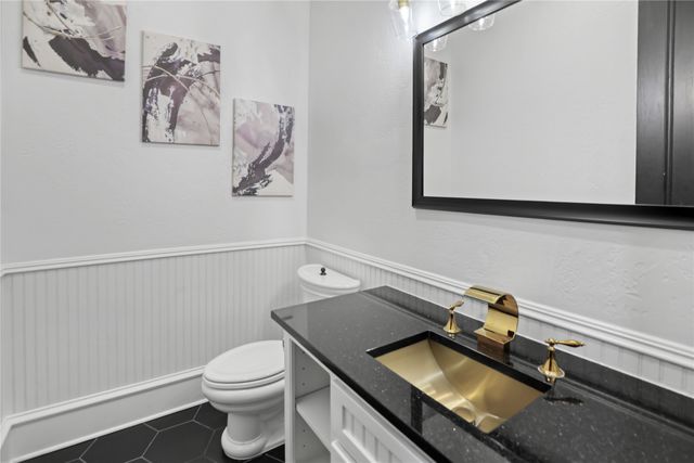 505 Creekside Drive, Mckinney, TX 75071