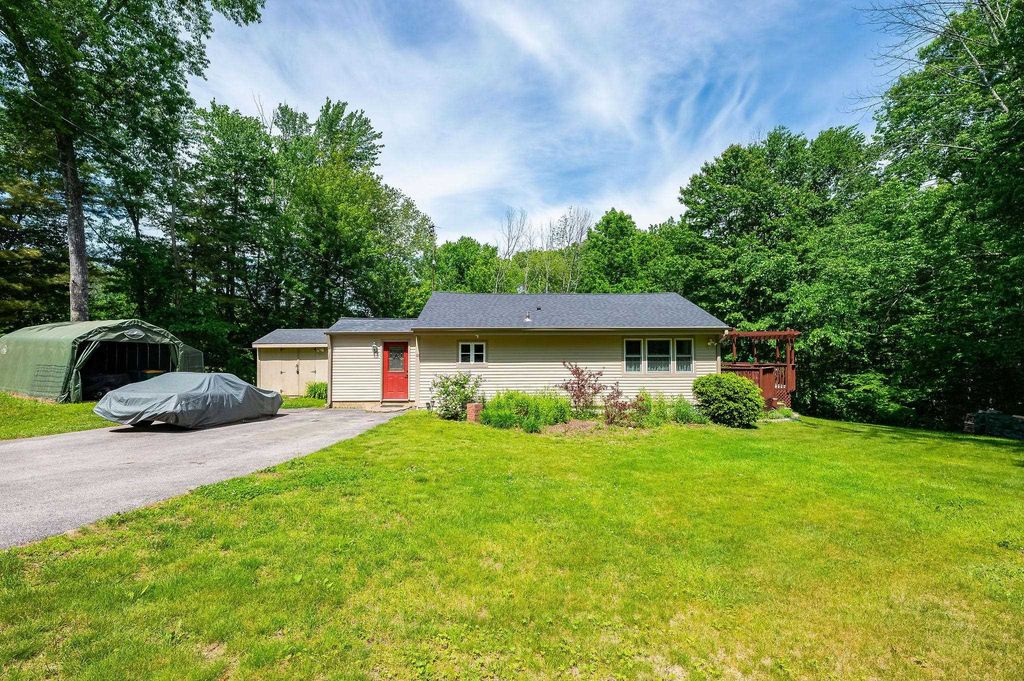 67 Dry Hill Road, Rochester, NH 03867