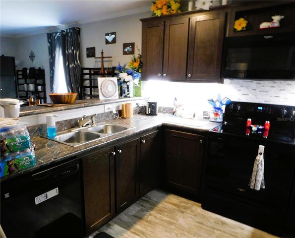 39143 HILLCREST DRIVE, Zephyrhills, FL 33542