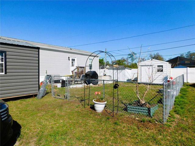 39143 HILLCREST DRIVE, Zephyrhills, FL 33542