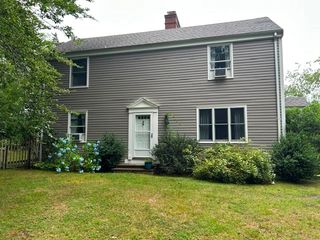 390 Indian Avenue, Middletown, RI 02842