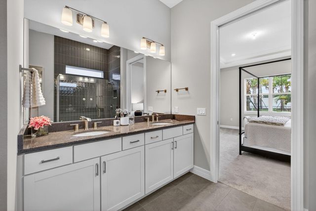 10546 Northbrook Circle, Palm Beach Gardens, FL 33412