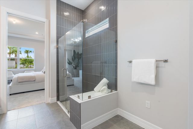 10546 Northbrook Circle, Palm Beach Gardens, FL 33412