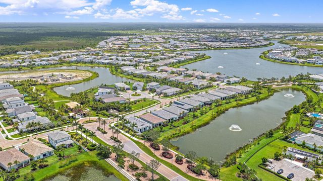10546 Northbrook Circle, Palm Beach Gardens, FL 33412