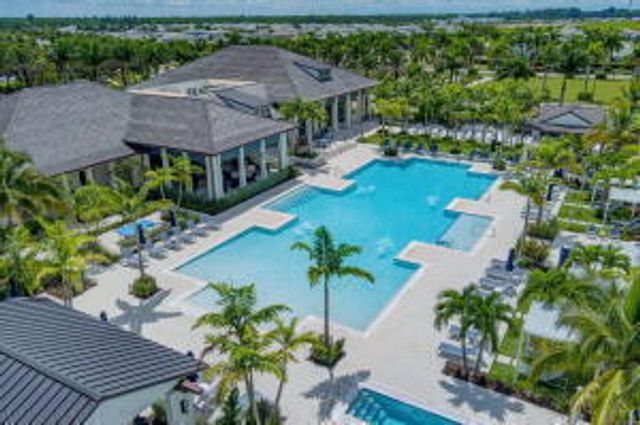 10546 Northbrook Circle, Palm Beach Gardens, FL 33412