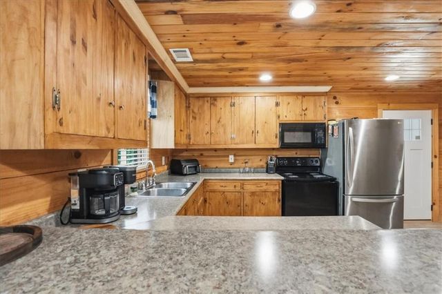 105 Lake Street, Jefferson, GA 30549
