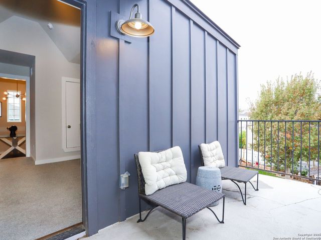 230 Lucas St Unit 102, San Antonio, TX 78209