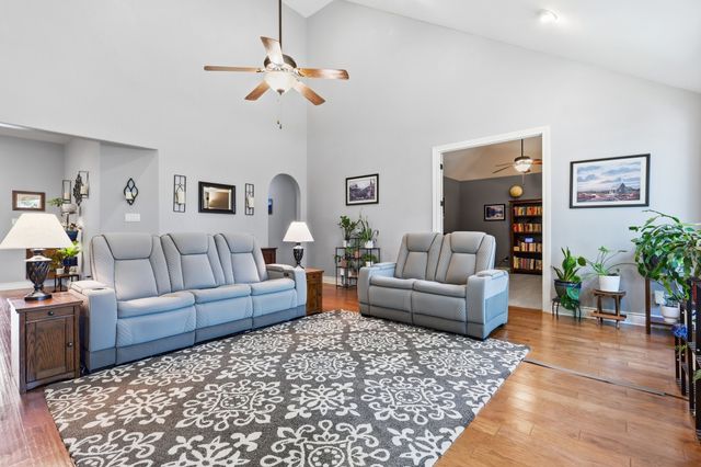 138 Dogwood Drive, Krugerville, TX 76227