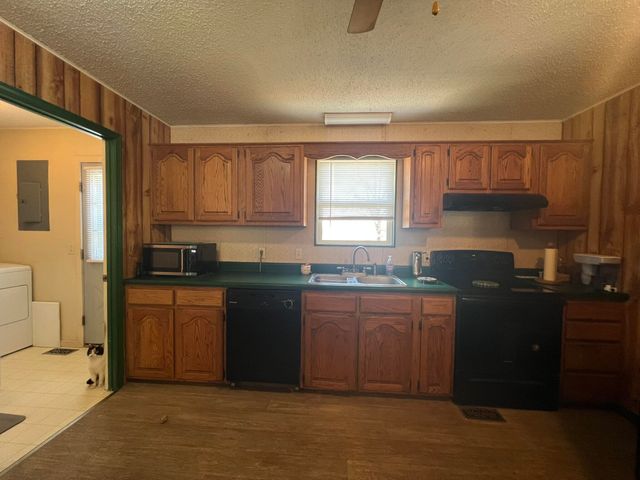 5155 County Road 4630, Pomona, MO 65789