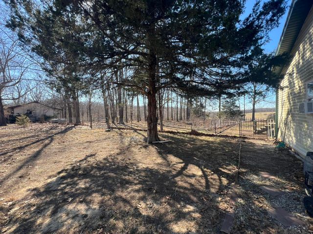 5155 County Road 4630, Pomona, MO 65789