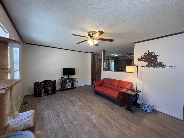 5155 County Road 4630, Pomona, MO 65789