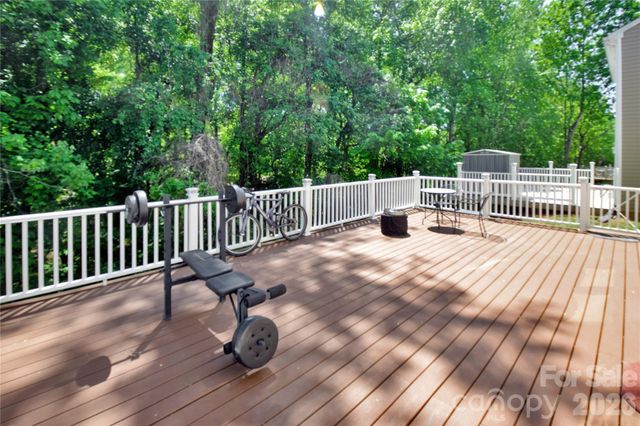 1249 Allegiance Drive, Charlotte, NC 28217
