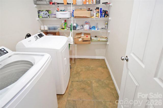 1249 Allegiance Drive, Charlotte, NC 28217