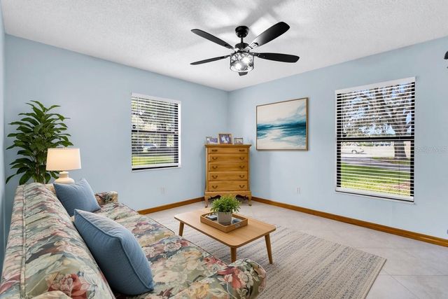 2805 LAKE TOHOPEKALIGA BOULEVARD, Kissimmee, FL 34746
