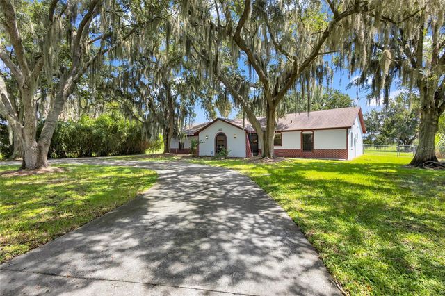 2805 LAKE TOHOPEKALIGA BOULEVARD, Kissimmee, FL 34746