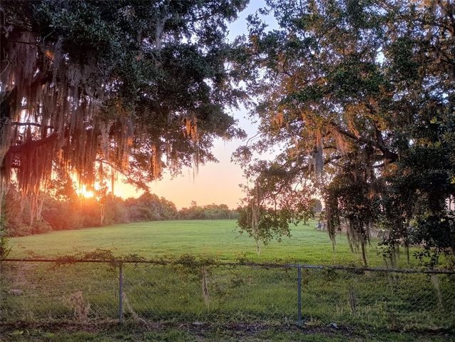 2805 LAKE TOHOPEKALIGA BOULEVARD, Kissimmee, FL 34746