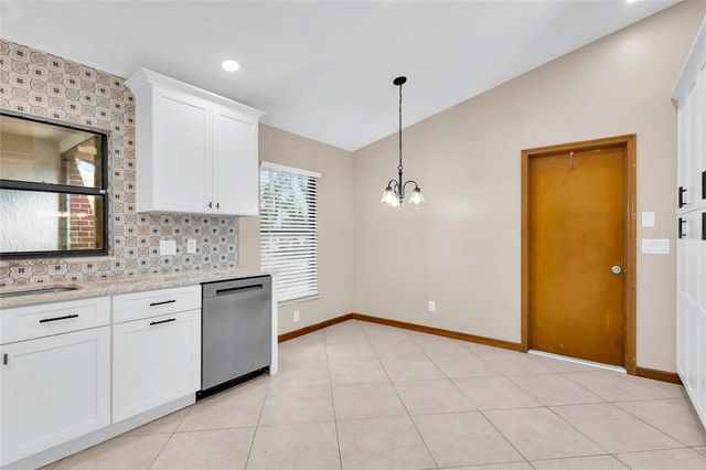 2805 LAKE TOHOPEKALIGA BOULEVARD, Kissimmee, FL 34746