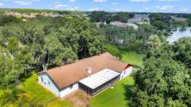 2805 LAKE TOHOPEKALIGA BOULEVARD, Kissimmee, FL 34746