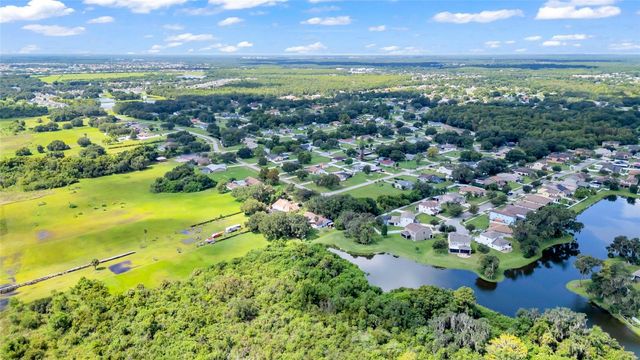 2805 LAKE TOHOPEKALIGA BOULEVARD, Kissimmee, FL 34746
