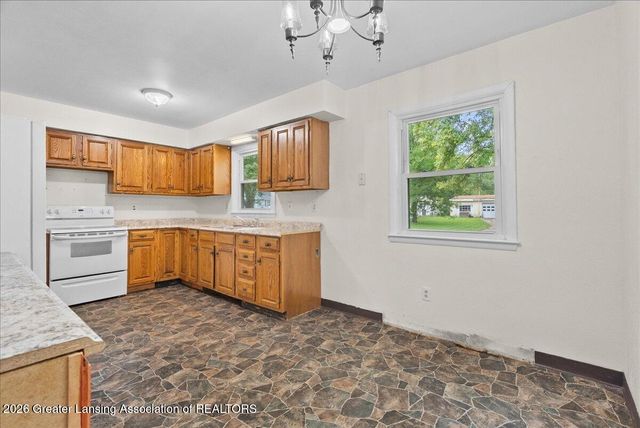 426 Brynford Avenue, Lansing, MI 48917