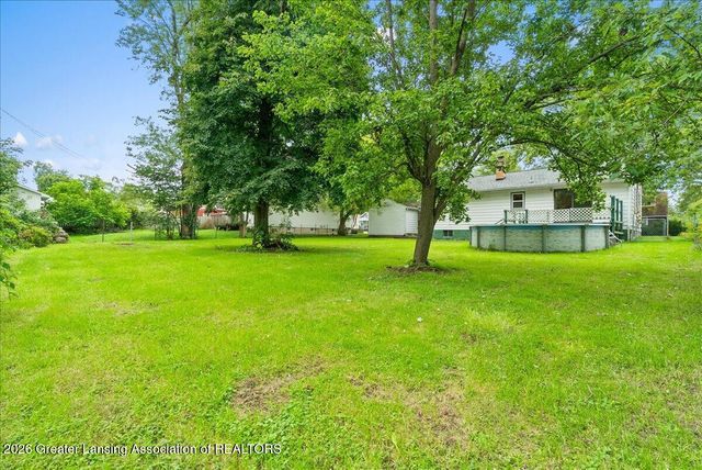 426 Brynford Avenue, Lansing, MI 48917