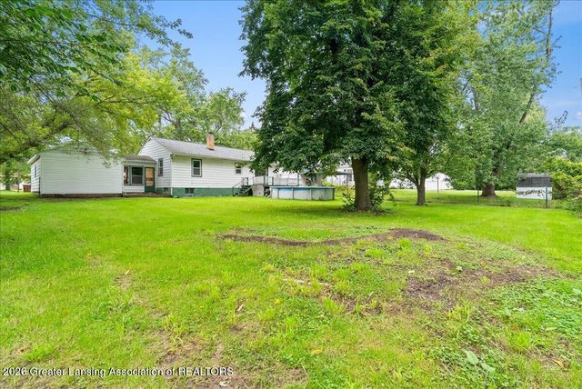 426 Brynford Avenue, Lansing, MI 48917