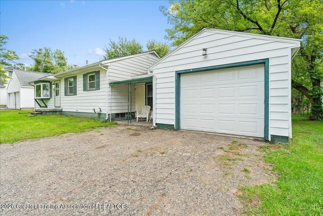 426 Brynford Avenue, Lansing, MI 48917