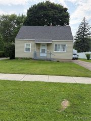1242 87th Street, Niagara Falls, NY 14304