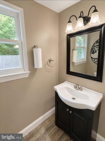 1882 BROOK LN, Jamison, PA 18929