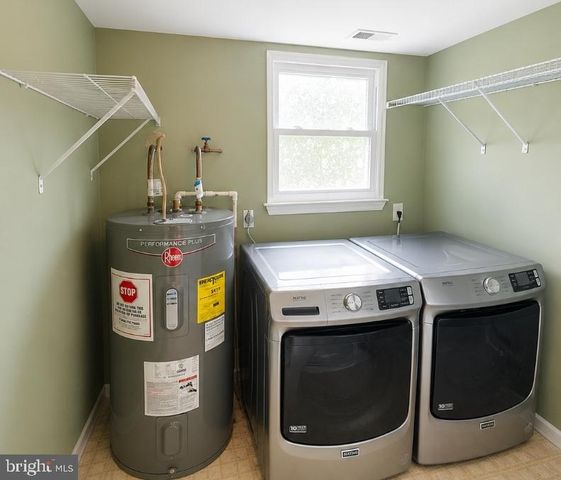1882 BROOK LN, Jamison, PA 18929