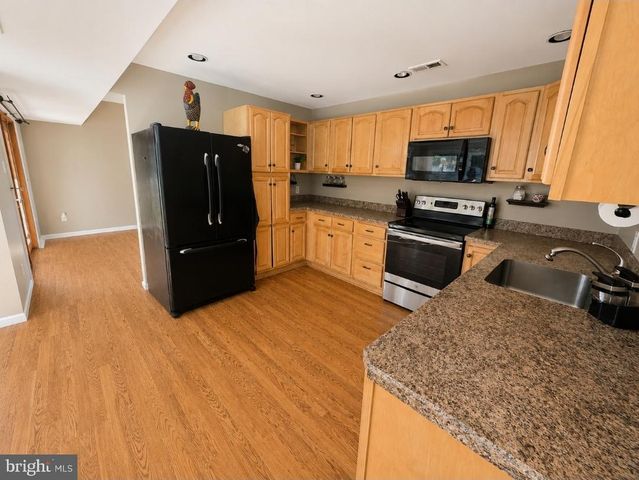1882 BROOK LN, Jamison, PA 18929