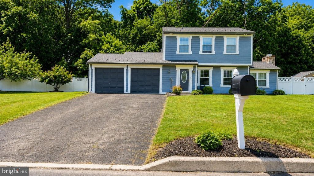 1882 BROOK LN, Jamison, PA 18929