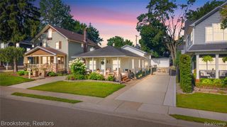 313 N Castell Avenue, Rochester, MI 48307