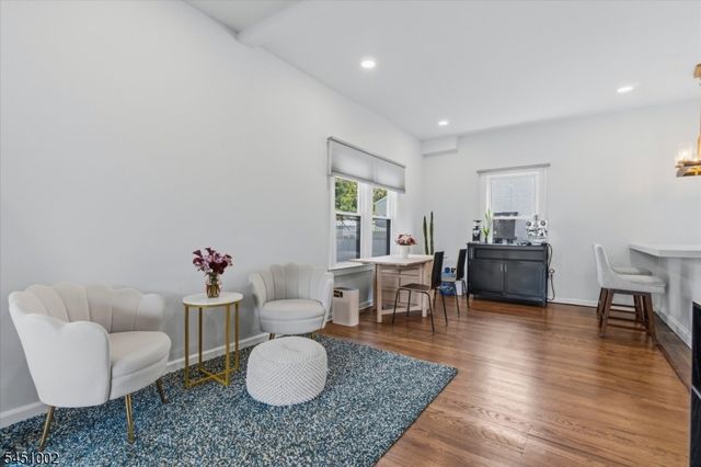 274 Brighton Ave, East Orange City, NJ 07017