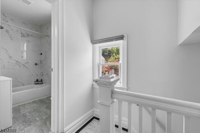 274 Brighton Ave, East Orange City, NJ 07017
