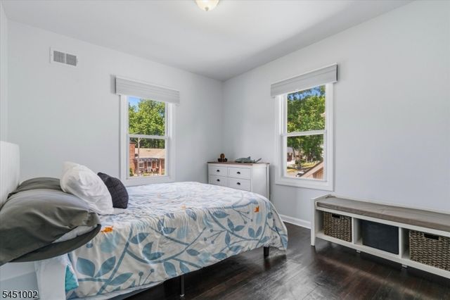 274 Brighton Ave, East Orange City, NJ 07017